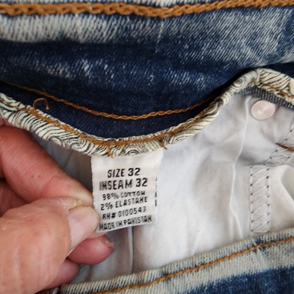 FWRD DENIM CO. ANNIHLATOR DISTRESSED DENIM MENS JEANS SZ 32 - Picture 3 of 15